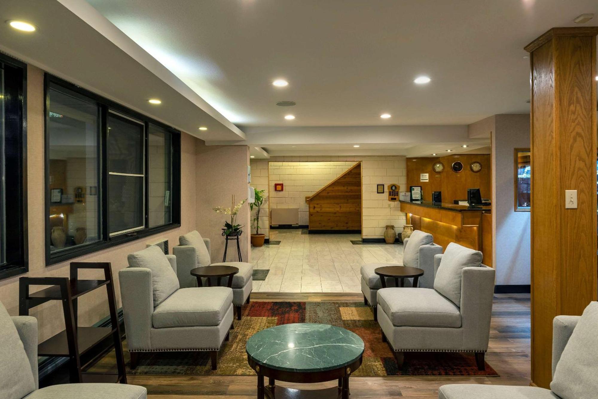 Prestige Riverside Lodge Кенель Экстерьер фото