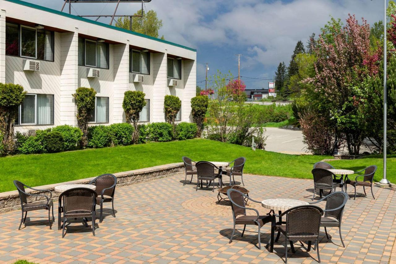 Prestige Riverside Lodge Кенель Экстерьер фото
