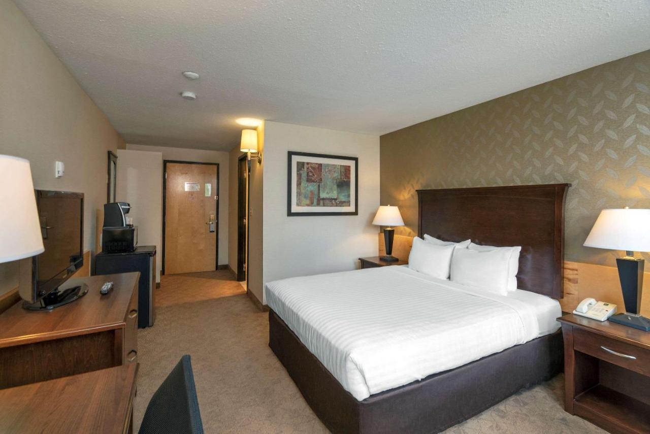 Prestige Riverside Lodge Кенель Экстерьер фото